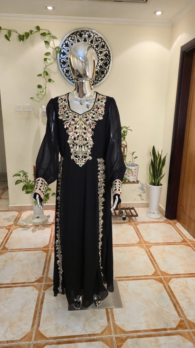 فستان نسائي أسود أنيق مناسب للنهار والليل | أشرطة قابلة للتعديل - الإمارات العربية المتحدة